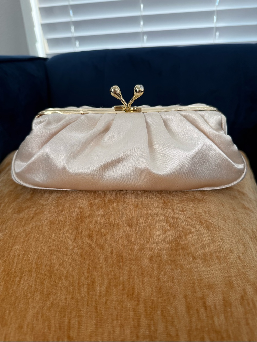 Jessica McClintock Ivory Satin Clutch With Gold Frame